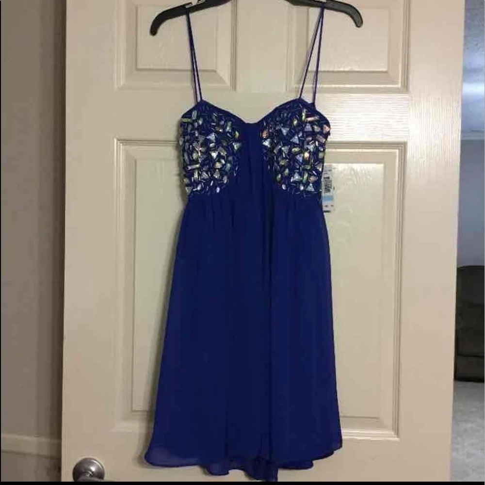 Morgan and Company Juniors Size 5/6 Dress